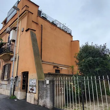 La Casetta Con Giardino Al Pigneto Apartmán